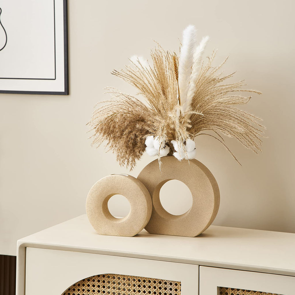 Nordisk dekorativ vase med organisk ringform