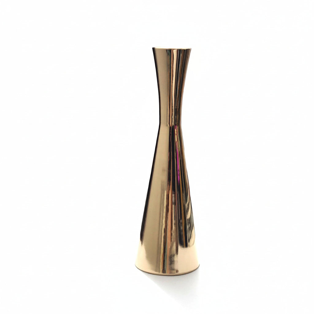 Skandinavisk lysestake med elegant design