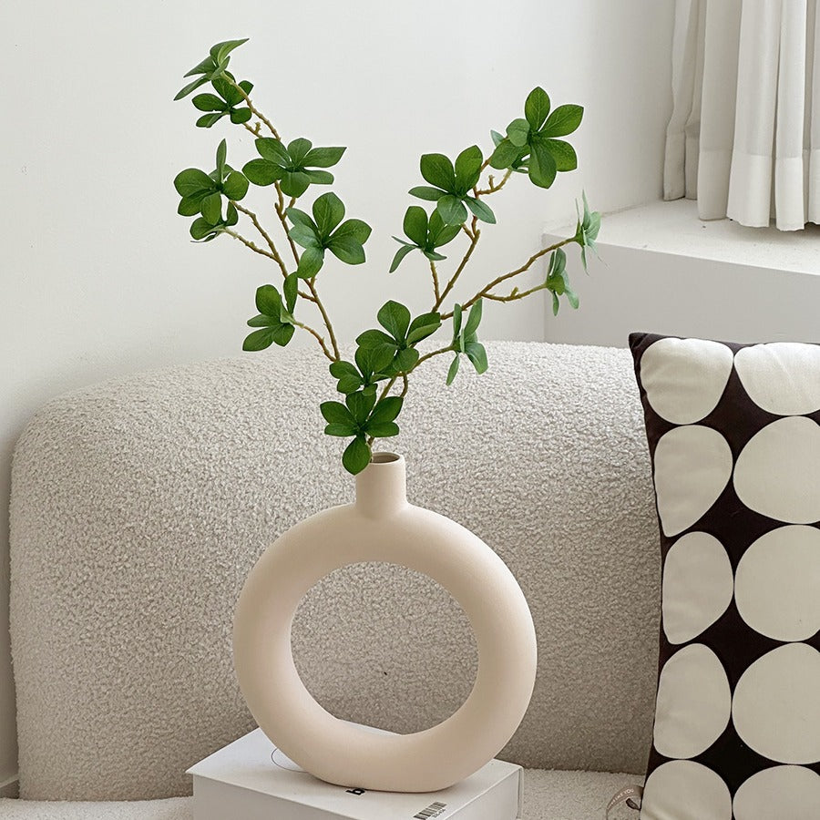 Nordisk dekorativ vase med geometrisk form