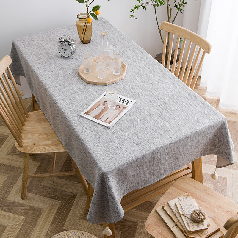Ensfarget bordduk i nordisk stil