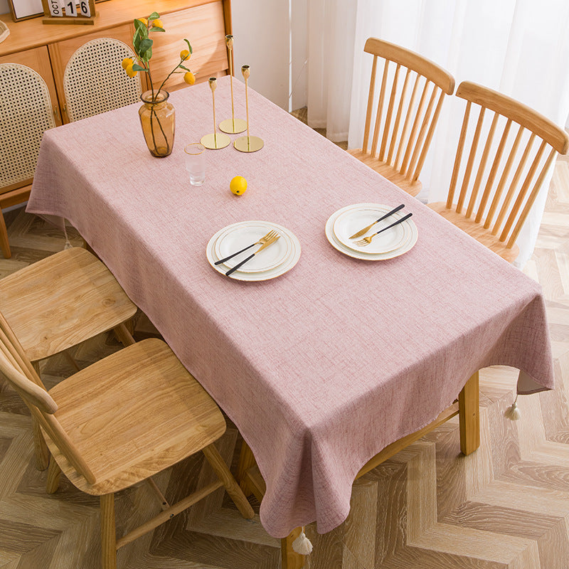 Ensfarget bordduk i nordisk stil