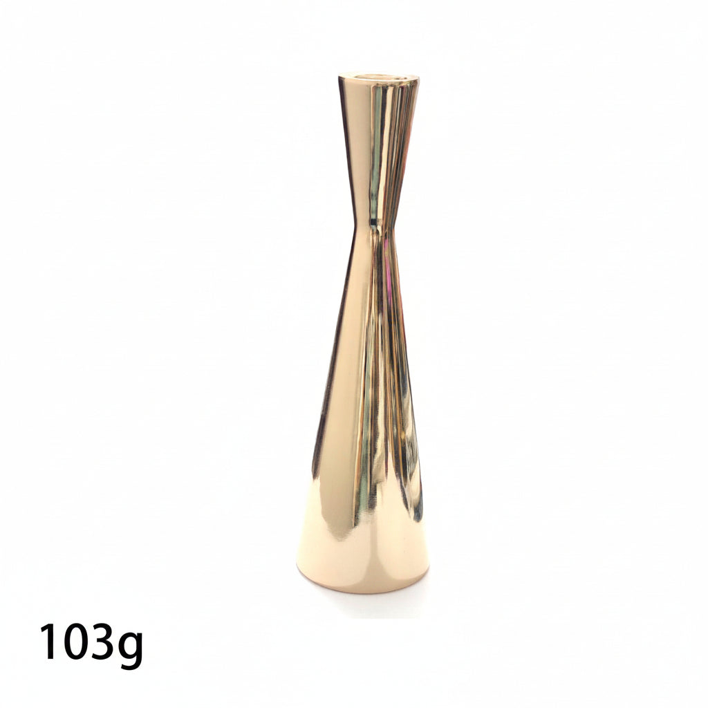 Skandinavisk lysestake med elegant design