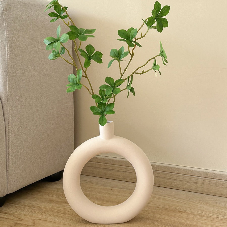 Nordisk dekorativ vase med geometrisk form